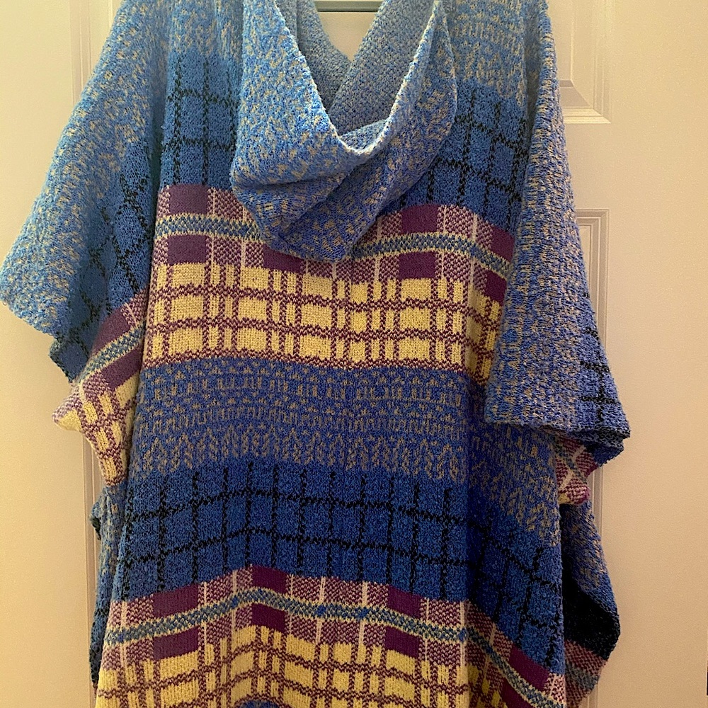 Free people, poncho with hood